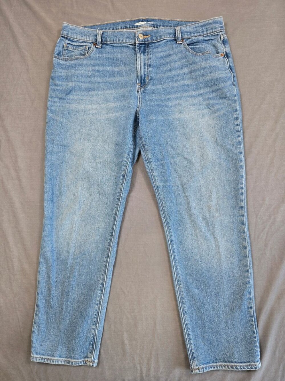 Old Navy Boyfriend Mid-Rise Light Wash Denim Jeans Womens Size 14